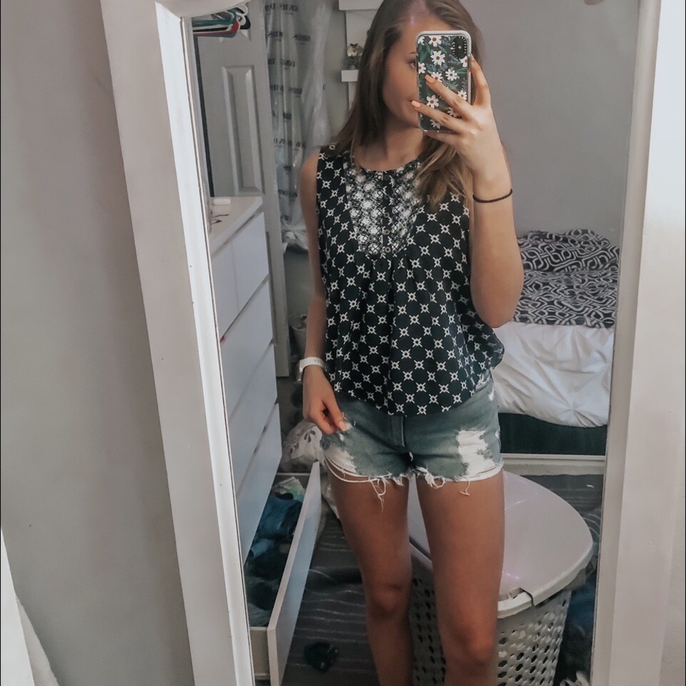 FRANCESCAS TANK